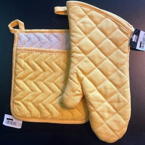 “lemon” cotton potholder & cotton oven mitt set - NWT